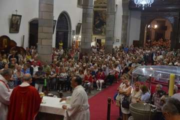 Ceremonia de Bajada del Santo Cristo de Telde (Reportaje de Antonio Alí y Francisco Javier Santana)